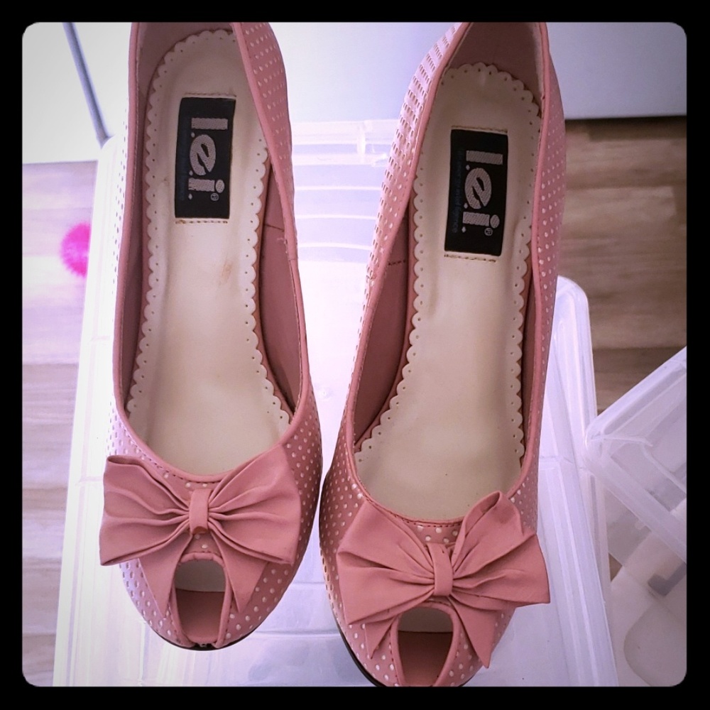 LEI heels